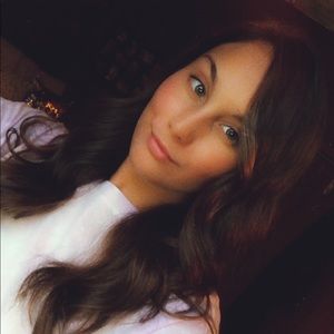 Meet your Posher, Alaina